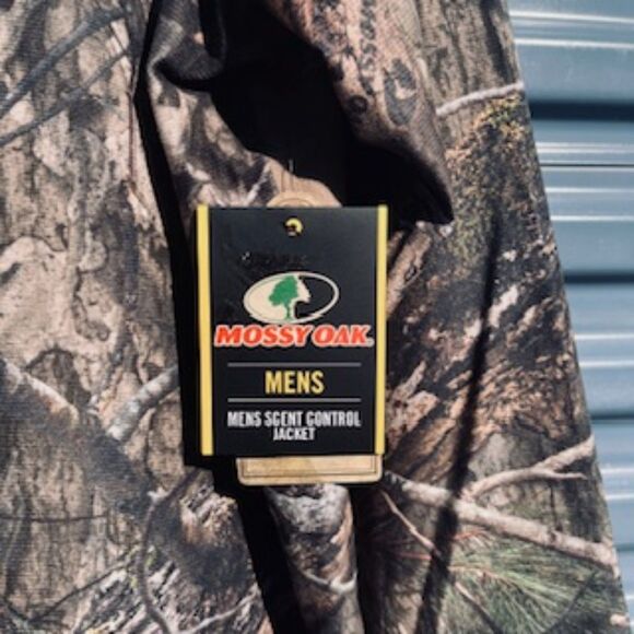 Camouflage Waterproof Hunting Jacket . Size: XL {46-48} . w/ Hoodie . Mossy Oak - Picture 7 of 7